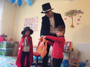 Magicianul Valentino la petreceri pentru copii